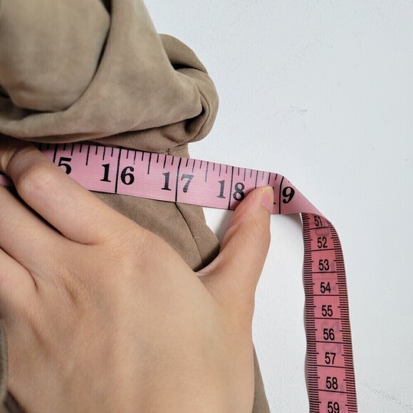 Toby Heart Ginger 100% Cotton Green Tan Smocked Short Sleeve Faux Suede Blouse - Picture 7 of 11